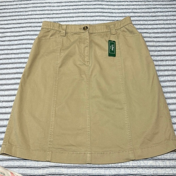 L.L. Bean Dresses & Skirts - NWT L.L.Bean Skirt  Khaki Classic Fit A Line Elastic Waistband Pockets size 14 R